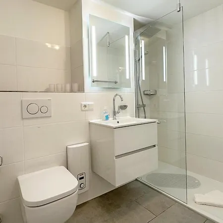 Dreizimmerwhg Im Zentrum Westerland, Hanseatenhaus App 34 Balkon Und Garage 韦斯特兰
